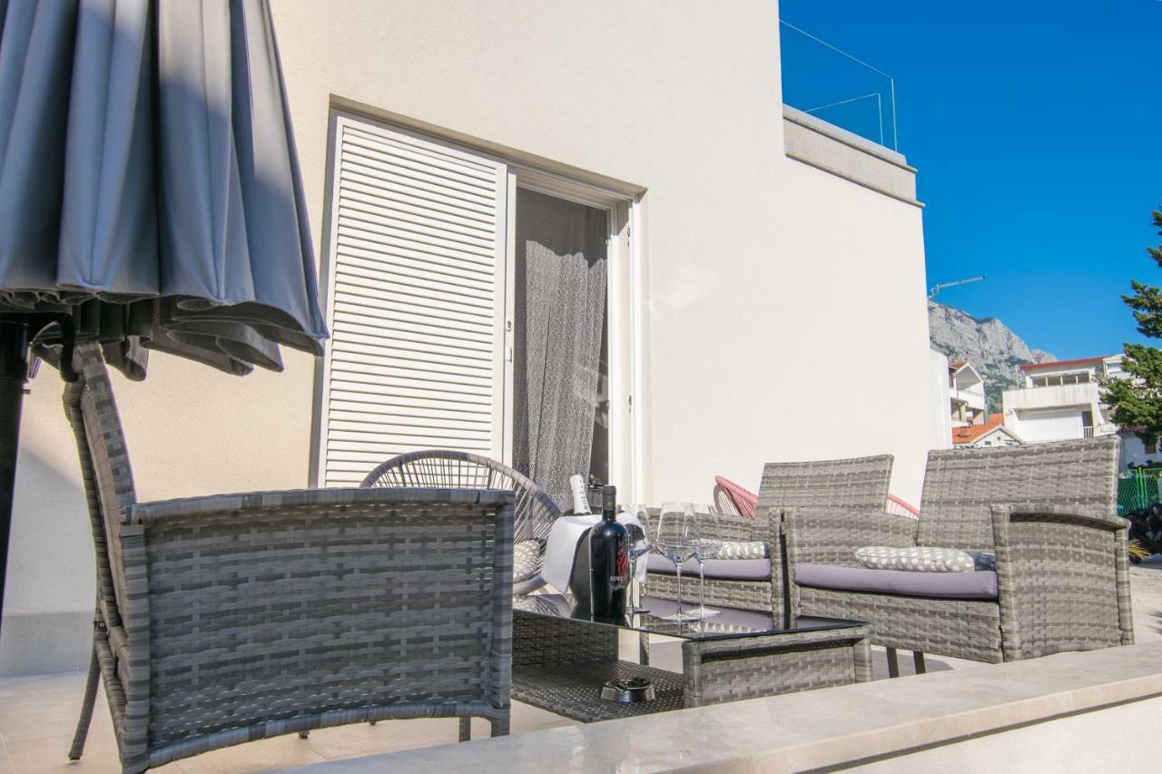 Villa Lile Baška Voda Buitenkant foto